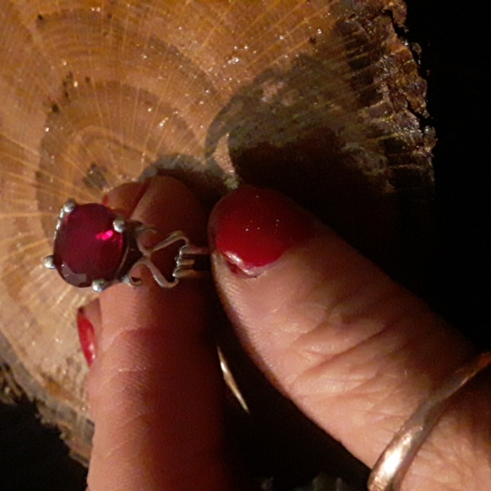 Womens ring